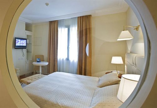 Rizzi Aquacharme & Hotel 4*